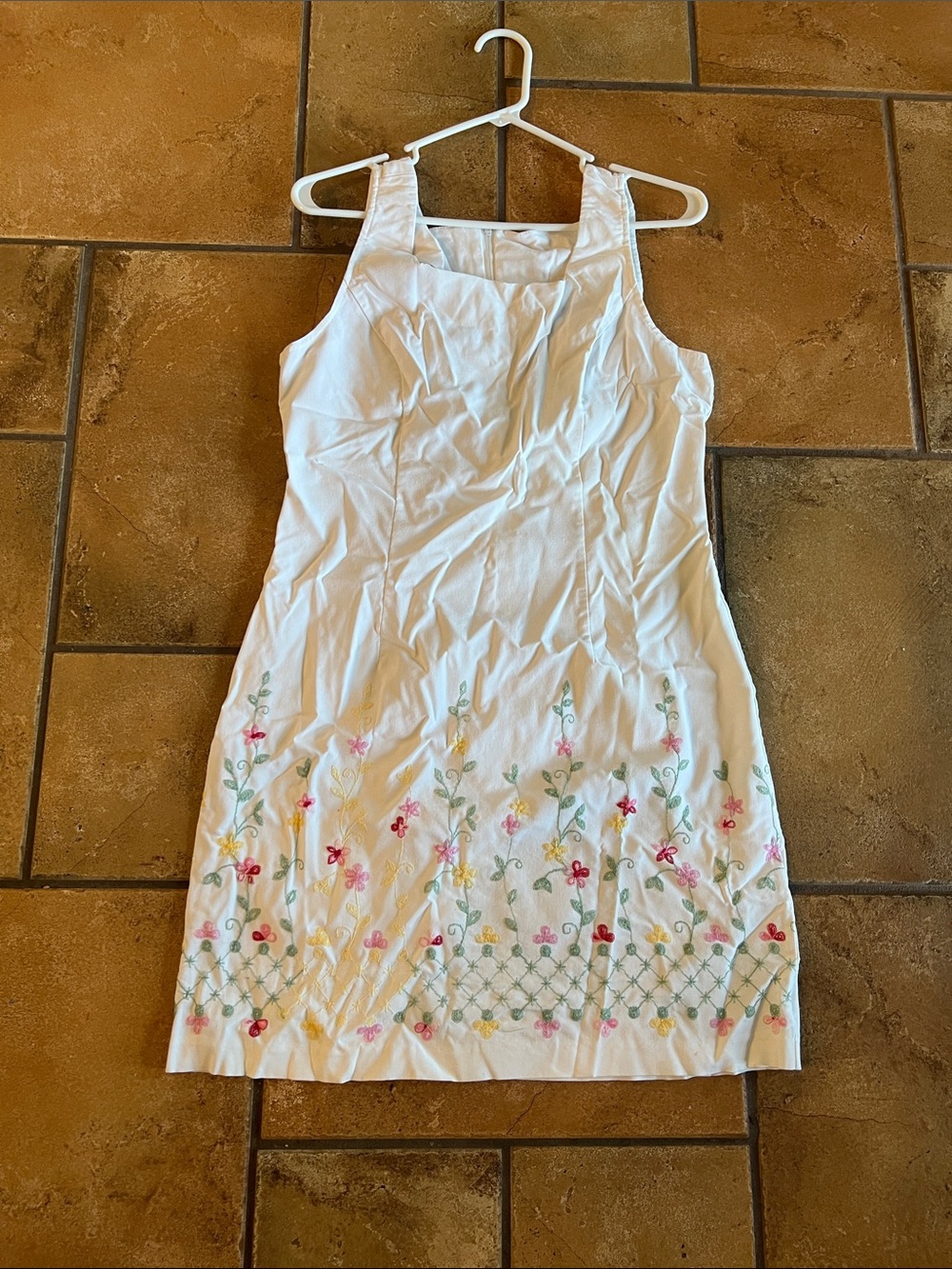 CITY TRIANGLES EMBROIDERED DRESS